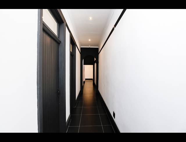 265M² BUILDING FOR SALE IN MUSGRAVE